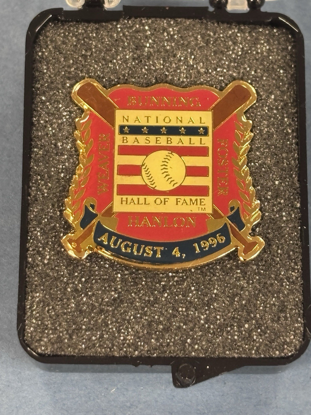 August 4 1996 MLB Hall Of Fame Induction Pin Weaver Bunning Foster