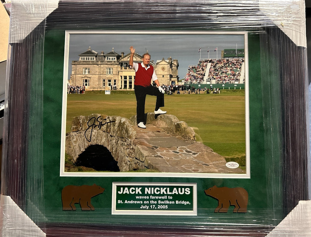 2005 Jack Nicklaus Waves Farewell Swilken Bridge St.  Andrews Signed Photo JSA