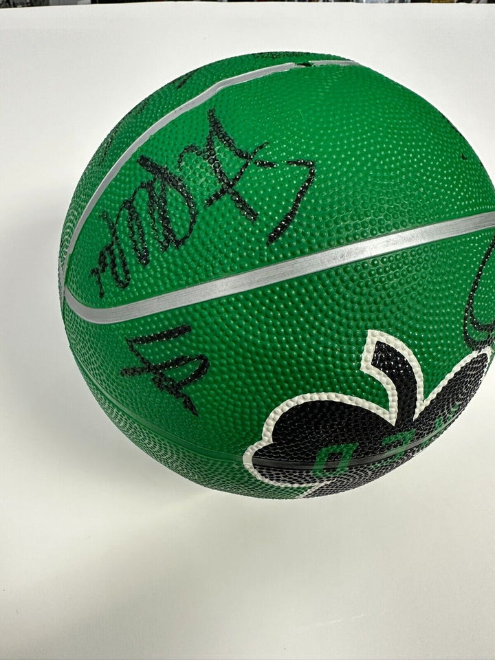 2007-08 Boston Celtics Team Autographed Basketball NBA Champions Pierce KG Allen