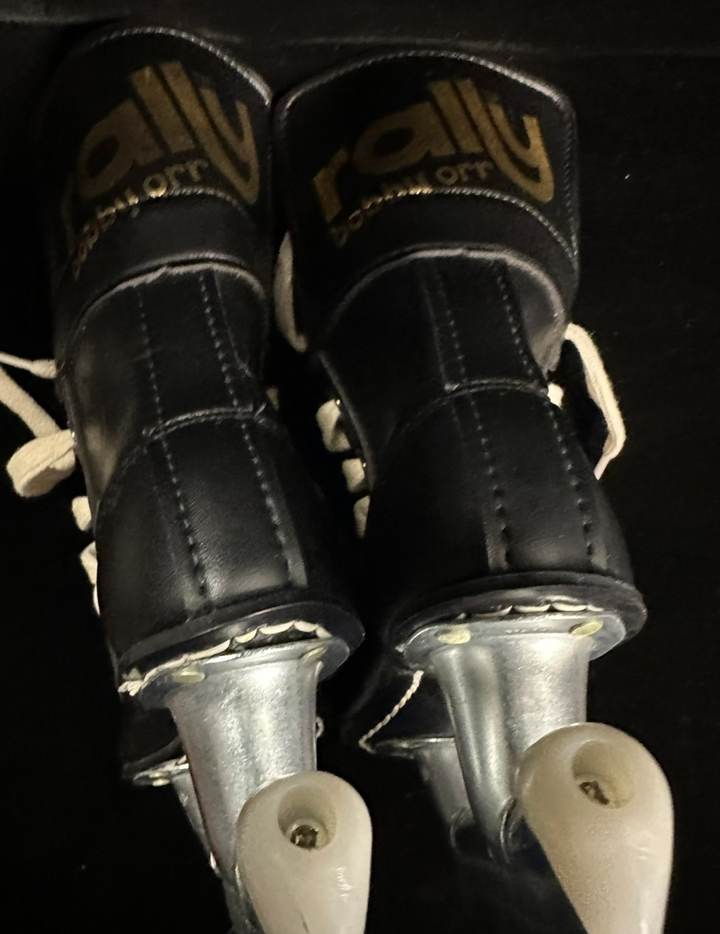 Vintage Bobby Orr Rally Children's Black Leather Classic Ice Skates NEW
