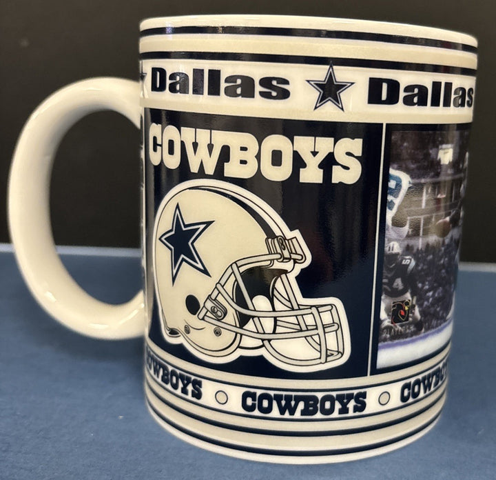 The Danbury Mint Dallas Cowboys Game Day Mug Marching Downfield