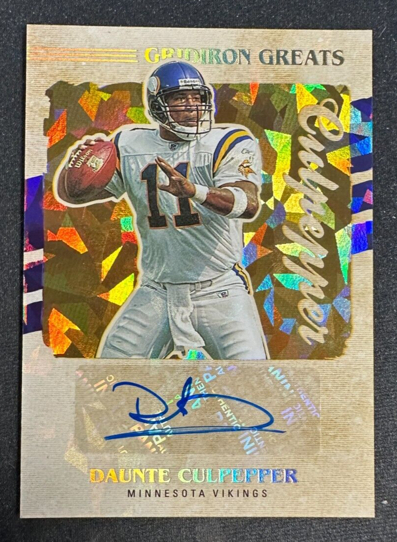 2023 Panini Legacy Gridiron Greats Daunte Culpepper Autographed Card #GG21