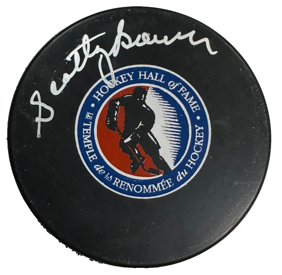Scotty Bowman Autographed Hockey Hall of Fame Hockey Puck