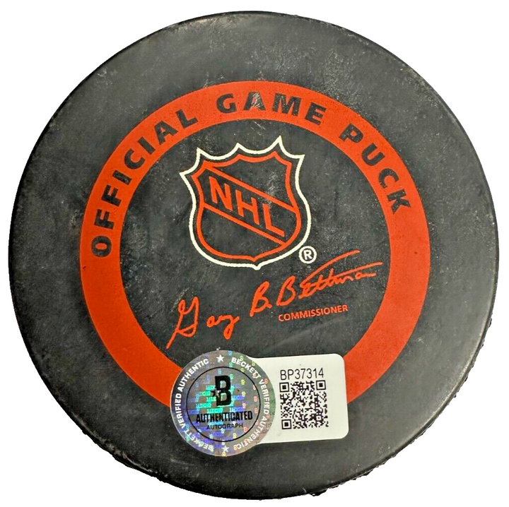 Steve Yzerman Autographed 1997 Stanley Cup Official Game Puck BAS HOF Red Wings