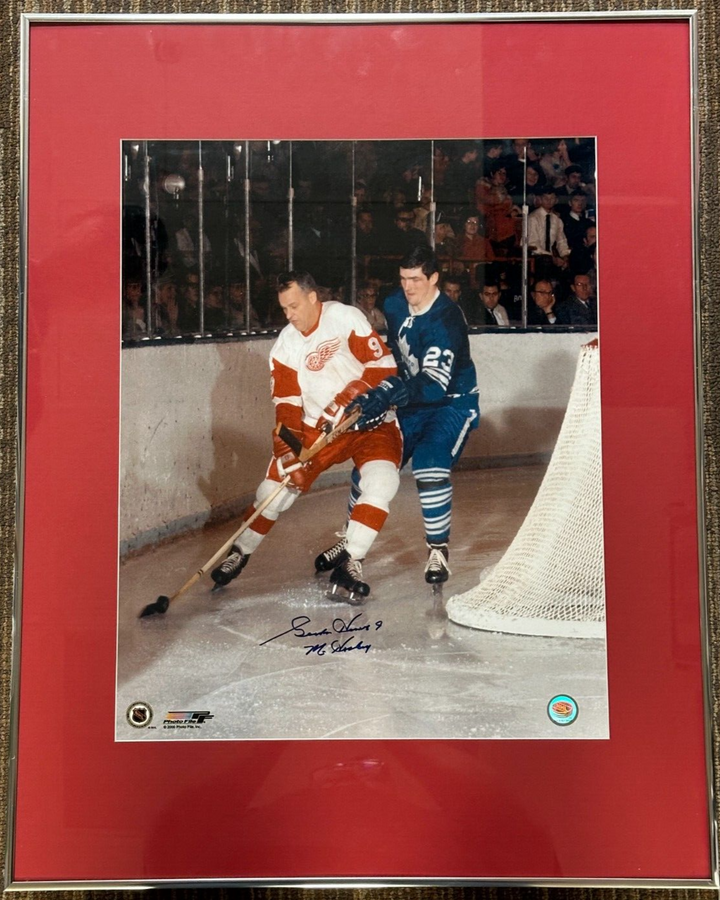 Gordie Howe Autographed 16x20 Framed Photo W/ Mr. Hockey BAS