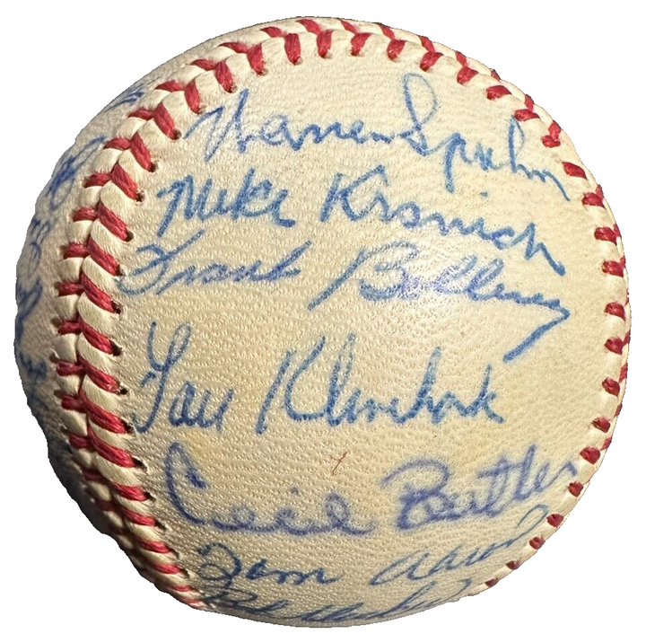 1962 Milwaukee Braves Team Autographed Baseball Aaron Spahn Mathews Uecker Torre