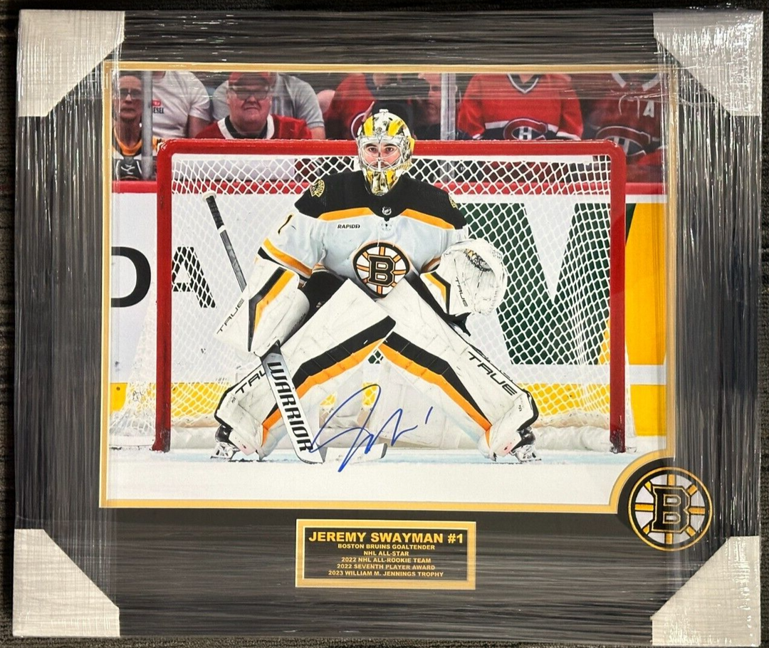 Jeremy Swayman Autographed 16x20 Photo Boston Bruins NHL +