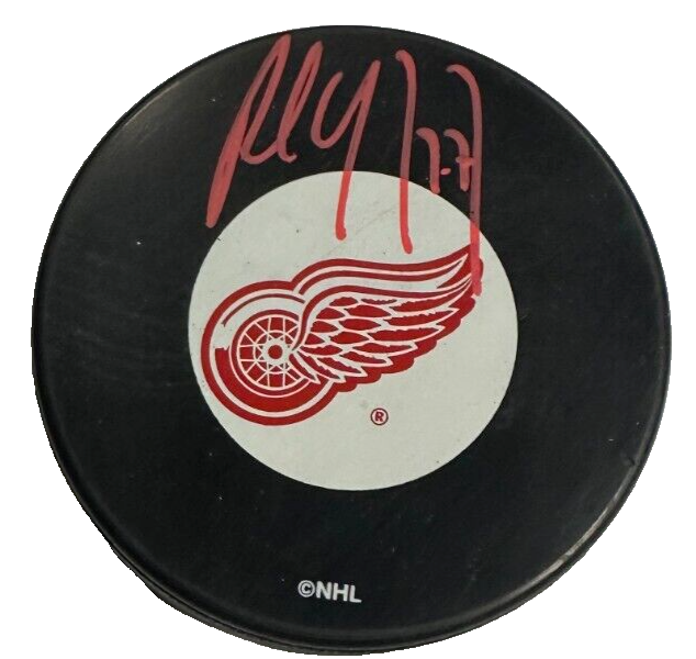 Paul Coffey Autographed Detroit Red Wings Hockey Puck HOF