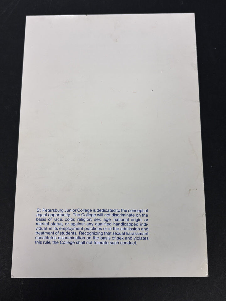 Joe DiMaggio Signed St. Petersburg Junior College Commencement Program Beckett