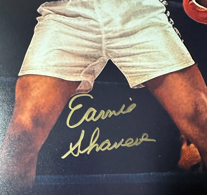 Earnie Shavers Autographed 10/10/1977 Sports Illustrated 16x20 Cover Photo SGC