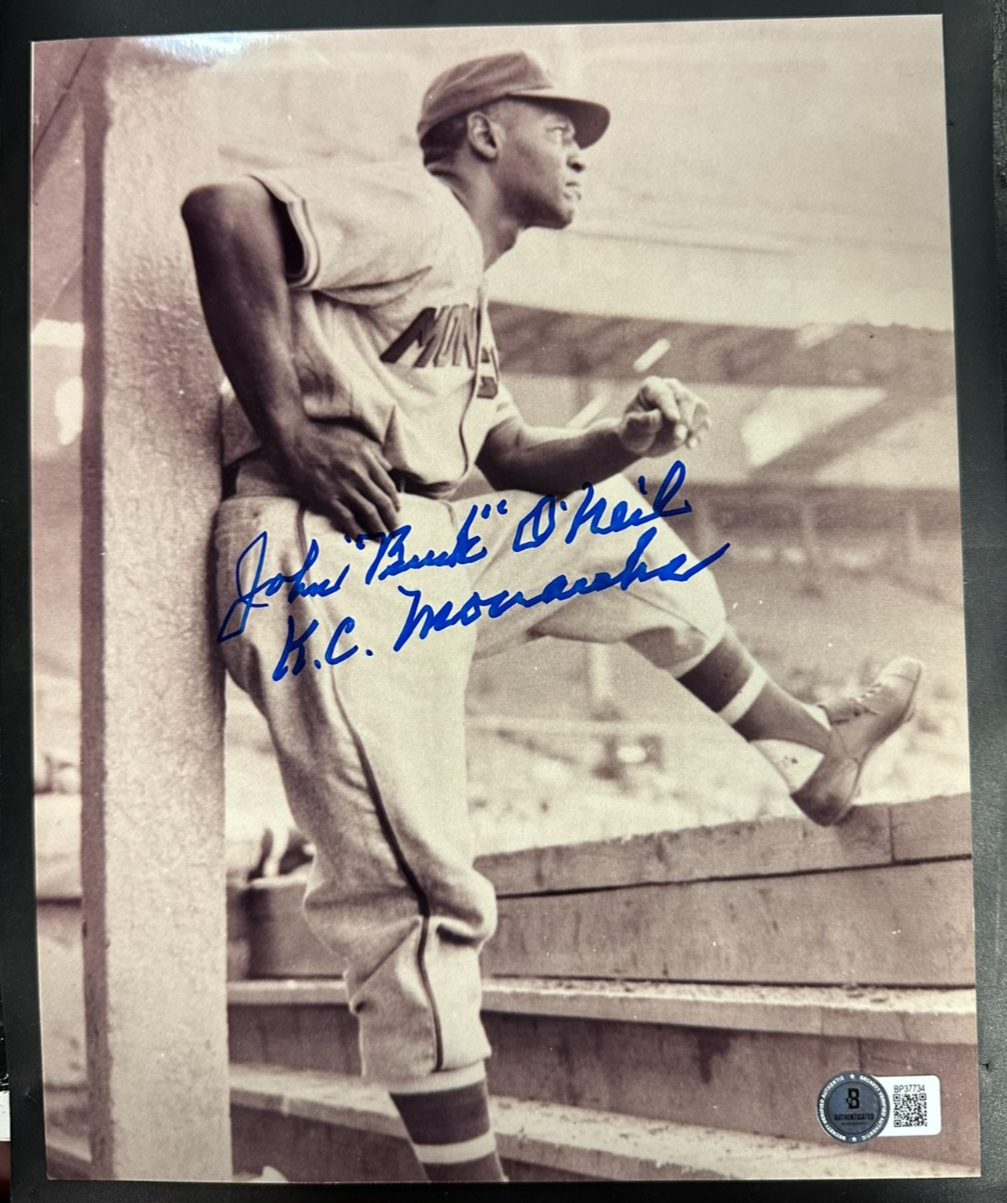 Buck O'Neil Autographed 8x10 Photo W/ Kansas City Monarchs Insc HOF BAS