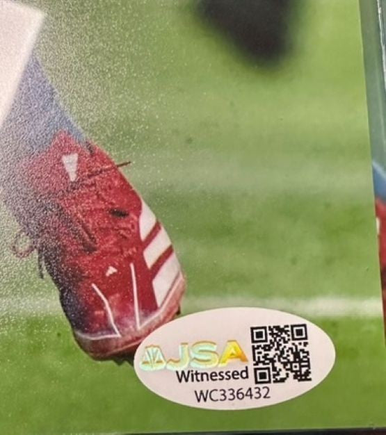 TreVeyon Henderson Autographed 8x10 Photo New England Patriots JSA