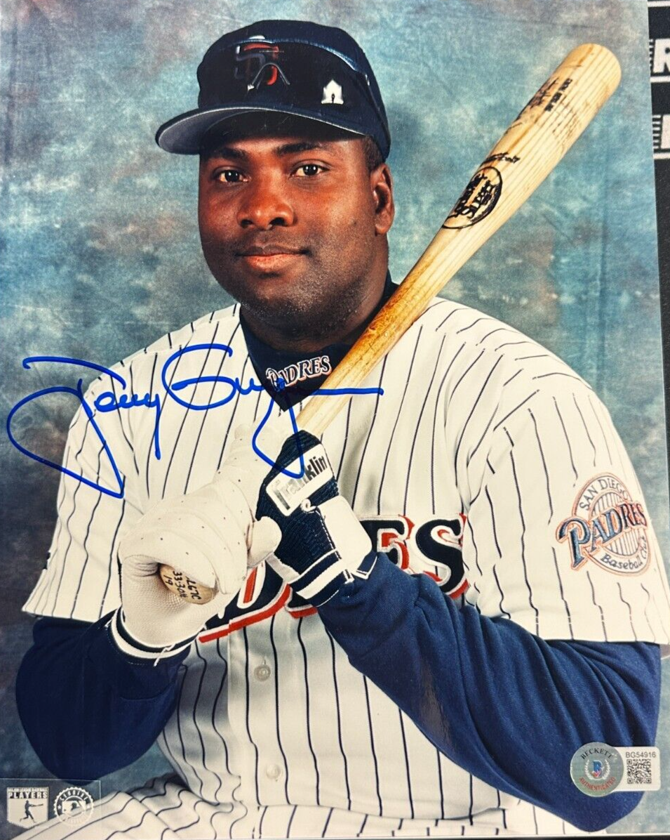 Tony Gwynn Autographed 8x10 Photo San Diego Padres HOF BAS