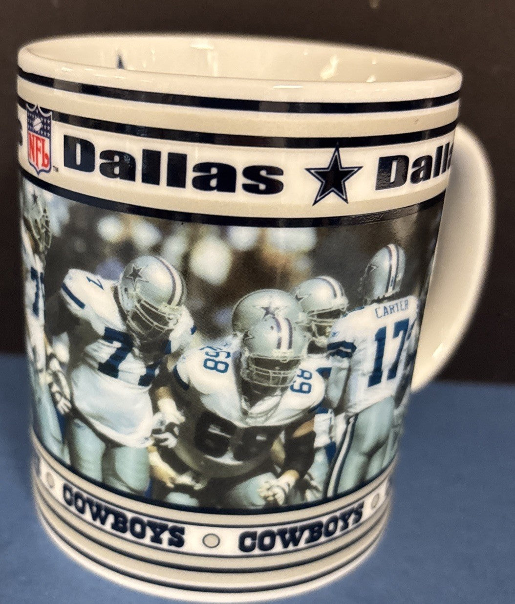 The Danbury Mint Dallas Cowboys Game Day Mug In The Huddle