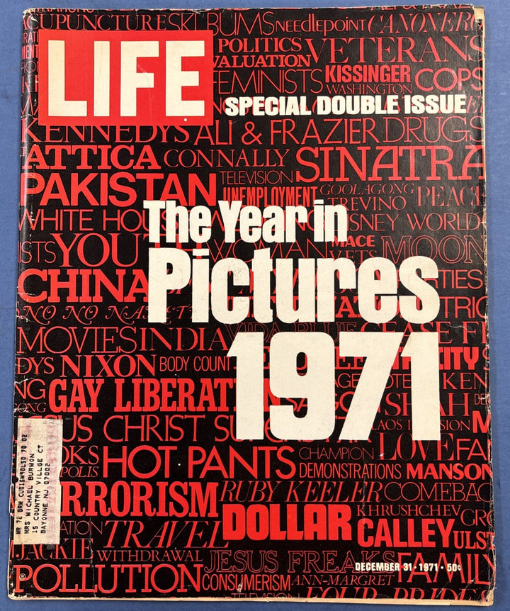 Life Magazine Special Double Issue The Year In Pictures 1971 December 31 1971