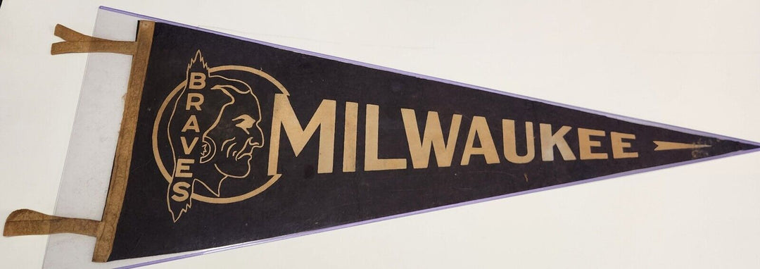 Vintage 1950's Milwaukee Braves Felt Pennant MLB Aaron Mathews