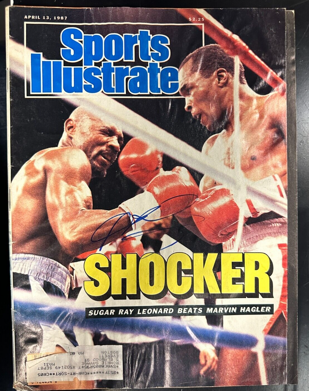 Sugar Ray Leonard Autographed 4/13/1987 Issue Sports Illustrated