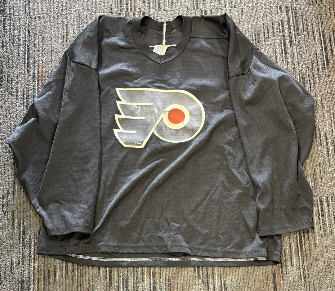 Bob Corkum Signed Used Philadelphia Flyers Practice Jersey Sportsworld COA