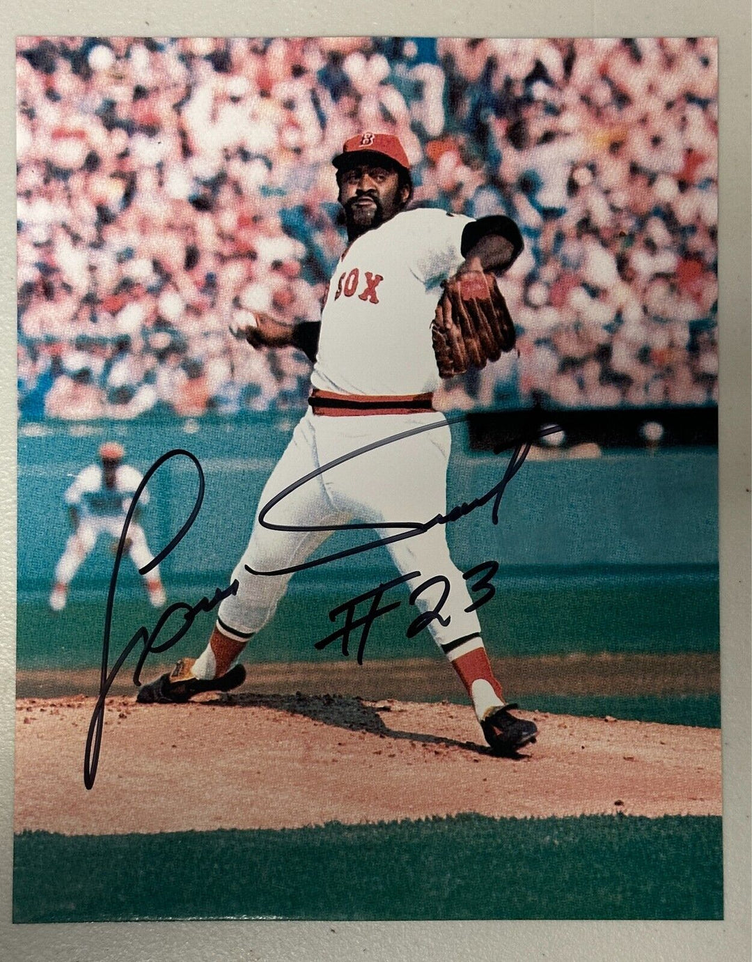 Luis Tiant Autographed Boston Red Sox 8x10 Photo *