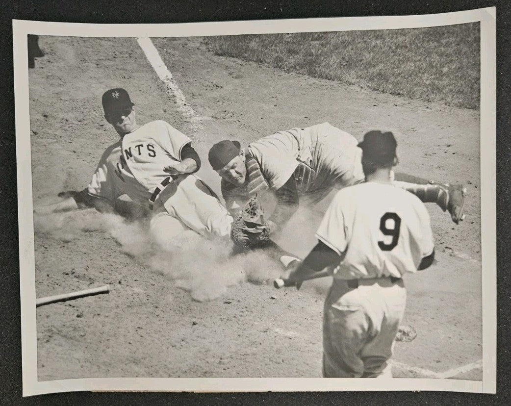 5/16/52 New York Giants vs. Chicago Cubs United Press Photo Don Mueller 