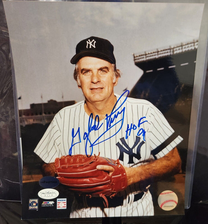 Gaylord Perry Signed Inscribed 8x10 Photo New York Yankees Mariners HOF JSA COA