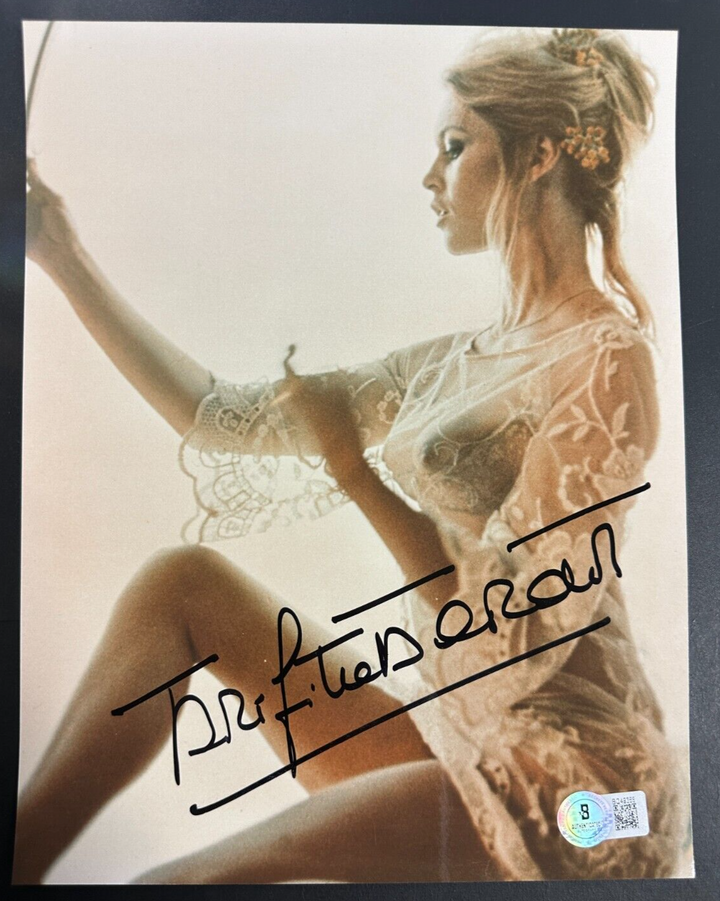 Bridgette Bardot Autographed 8x10 Photo BAS French Hollywood