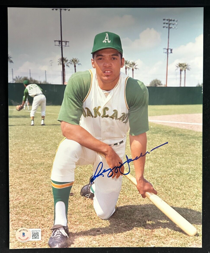 Reggie Jackson Autographed 8x10 Photo Oakland A's HOF BAS