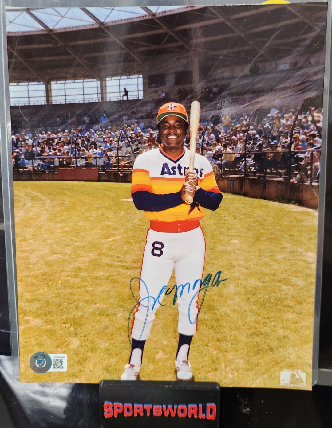 Joe Morgan Signed 8x10 Photo Houston Astros Cincinnati Reds HOF Beckett COA