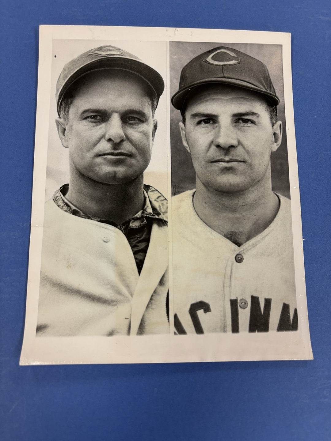1950 Bob Scheffing Ron Northey Original 7x9 Newspaper Wire Photo Cubs Reds