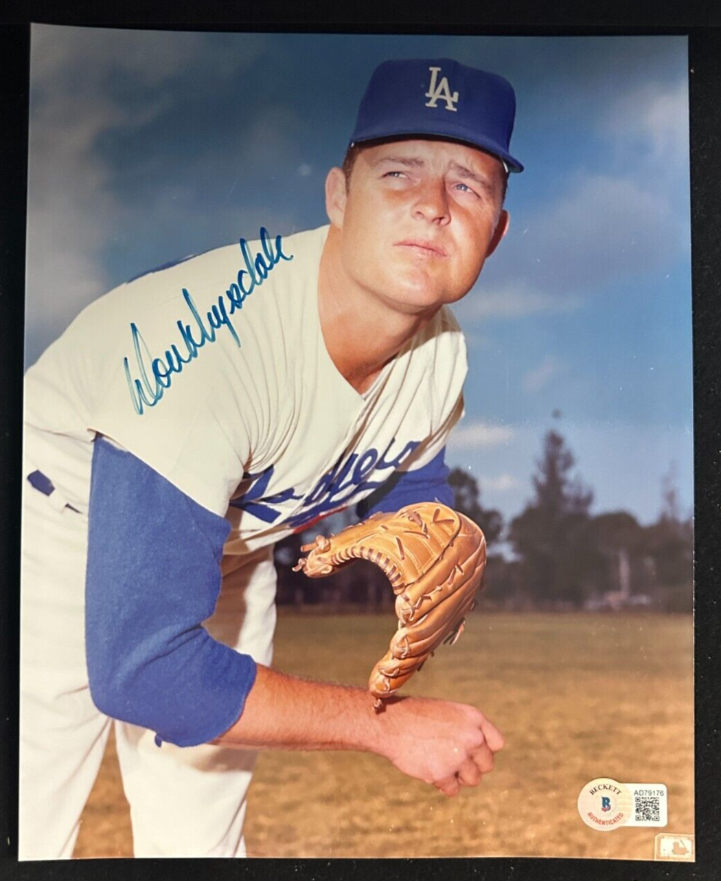 Don Drysdale Autographed 8x10 Photo Los Angeles Dodgers BAS HOF