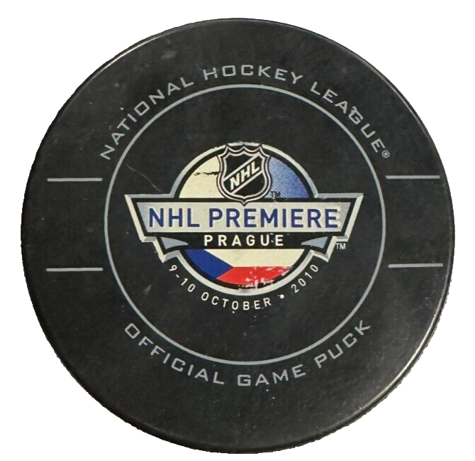 2010 NHL Premiere Prague Official Game Puck Boston Bruins Vs. Arizona Coyotes
