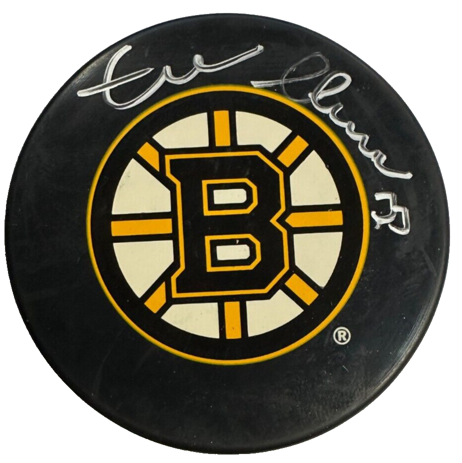 Zdeno Chara Autographed Boston Bruins Hockey Puck NHL