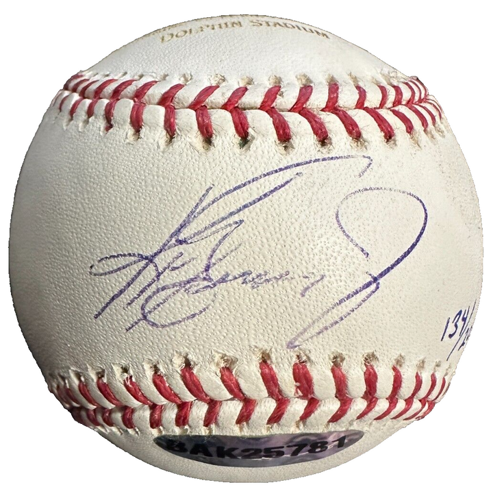 Ken Griffey Jr. Signed 600th Career Homerun Commemorative Baseball UDA /208