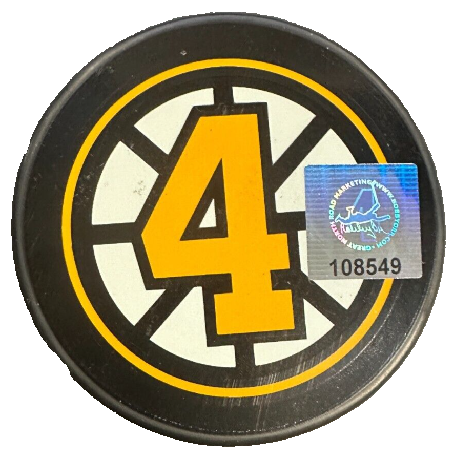 Bobby Orr Autographed 1970 Flying Goal Commemorative Hockey Puck HOF GNR