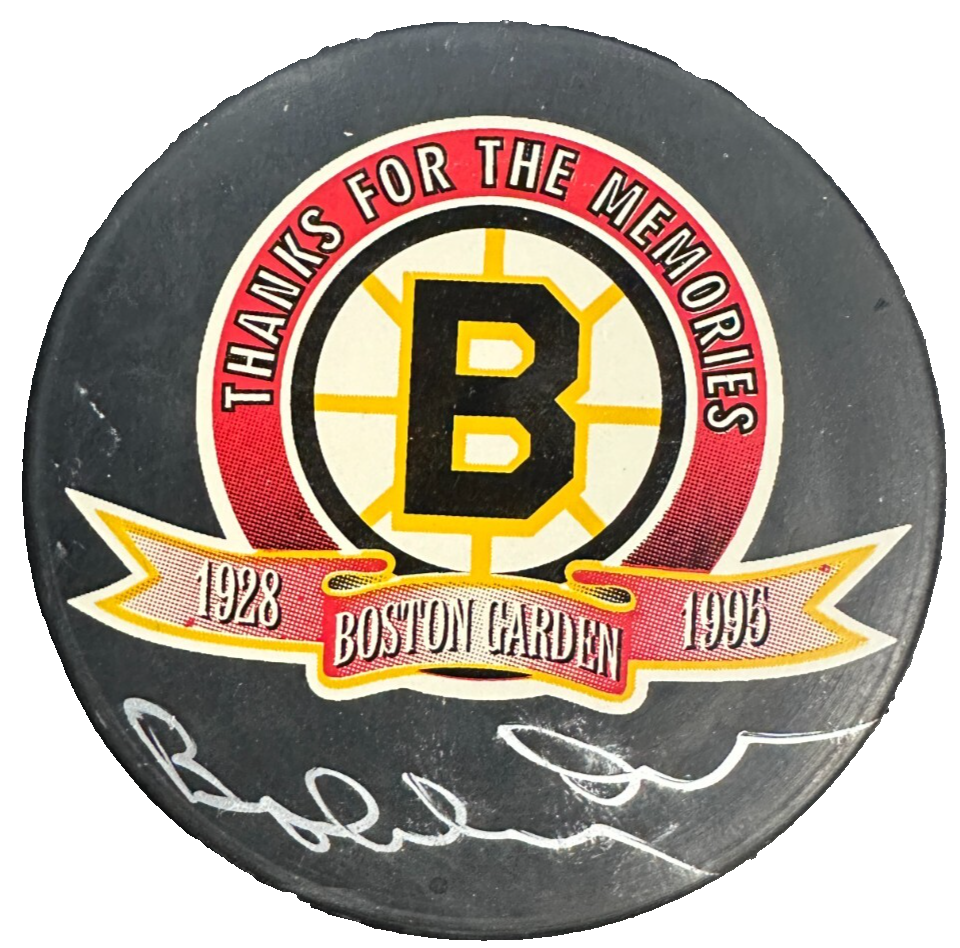 Bobby Orr Autographed Boston Garden Thanks for the Memories Puck Bruins BAS