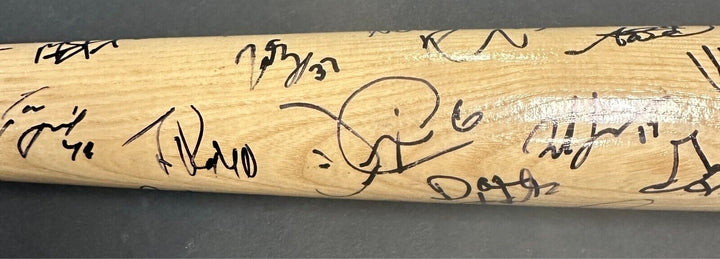 Boston Bruins 2010 Winter Classic Team Signed Bat Fenway Park Orr Bergeron