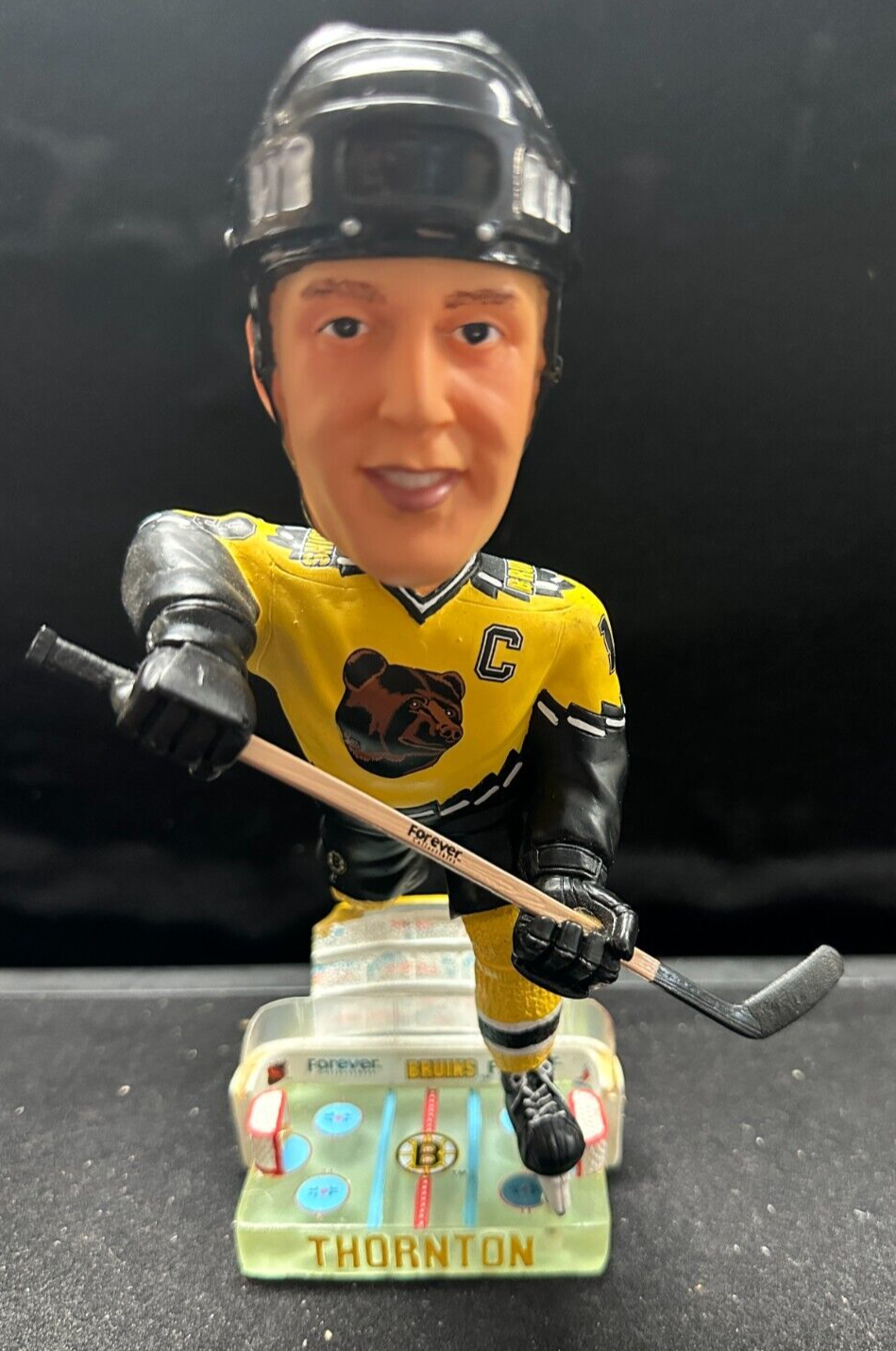 Boston Bruins Joe Thornton Bobblehead Forever Collectibles /5019 Pooh Bear