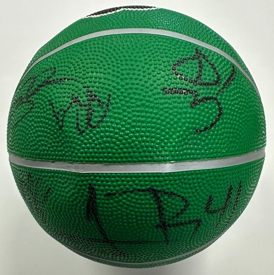 2007-08 Boston Celtics Team Autographed Basketball NBA Champions Pierce KG Allen