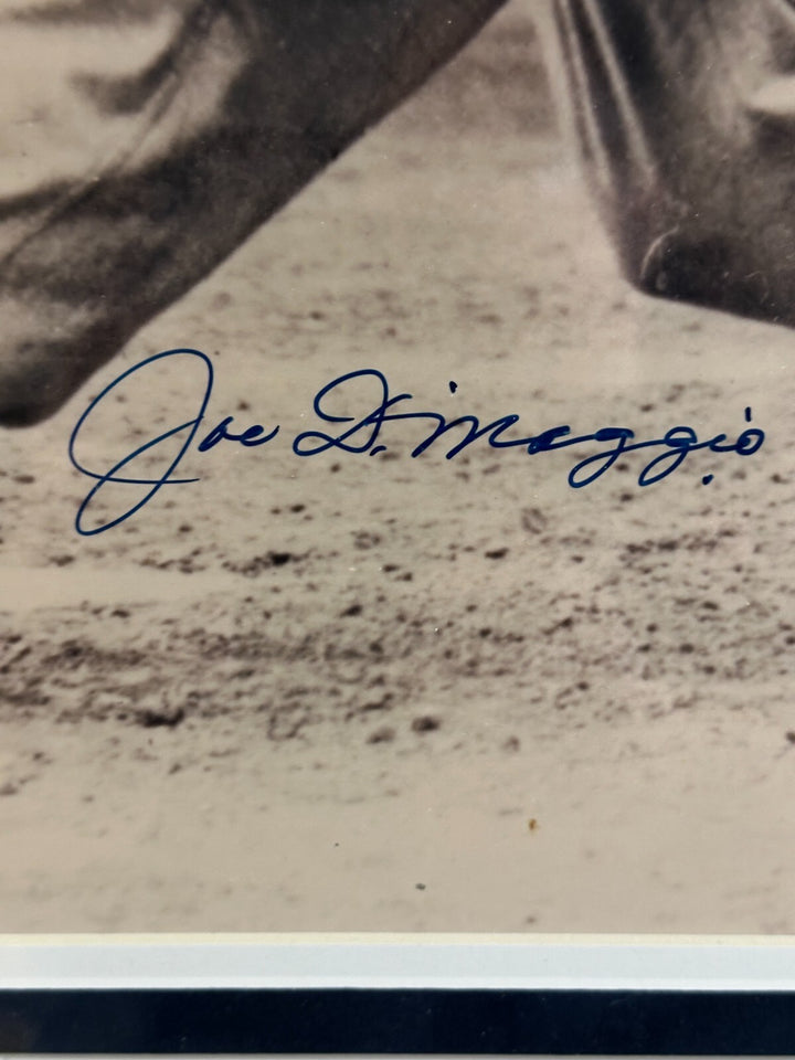 Joe DiMaggio Autographed 16x20 Photo New York Yankees Framed BAS /1941
