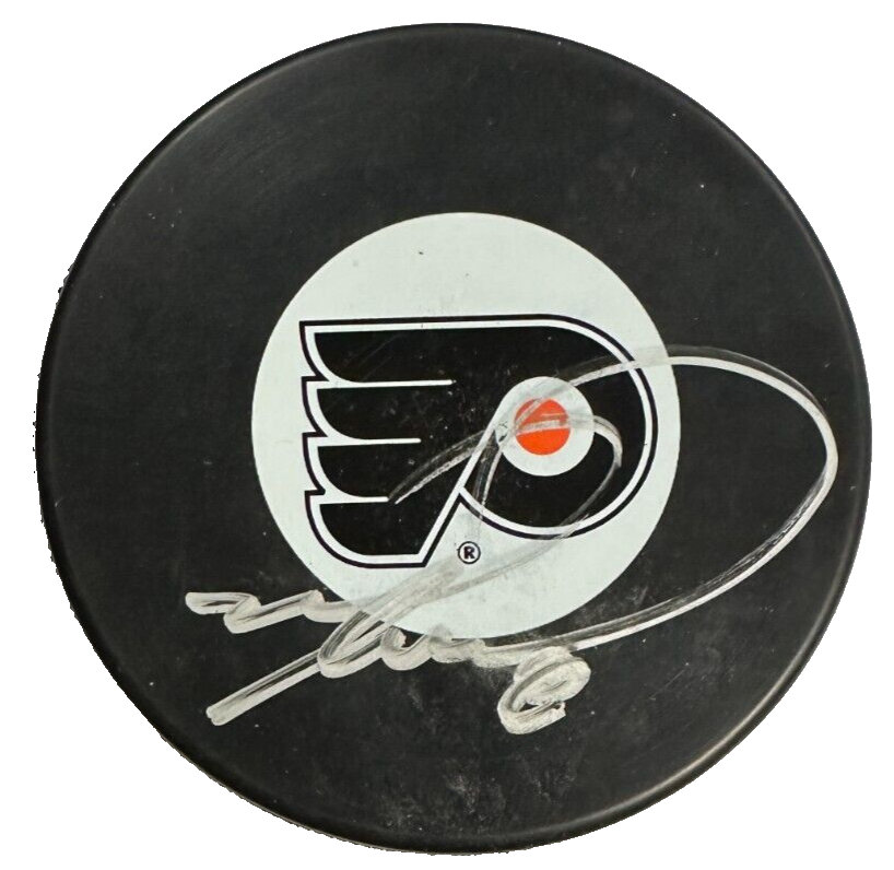 Mark Recchi Autographed Philadelphia Flyers Hockey Puck BAS HOF