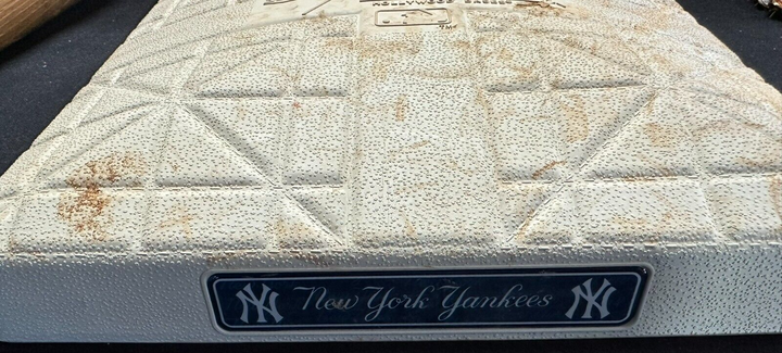 7/5/2015 New York Yankees & Tamps Bay Rays Game Used 1st Base MLB Steiner