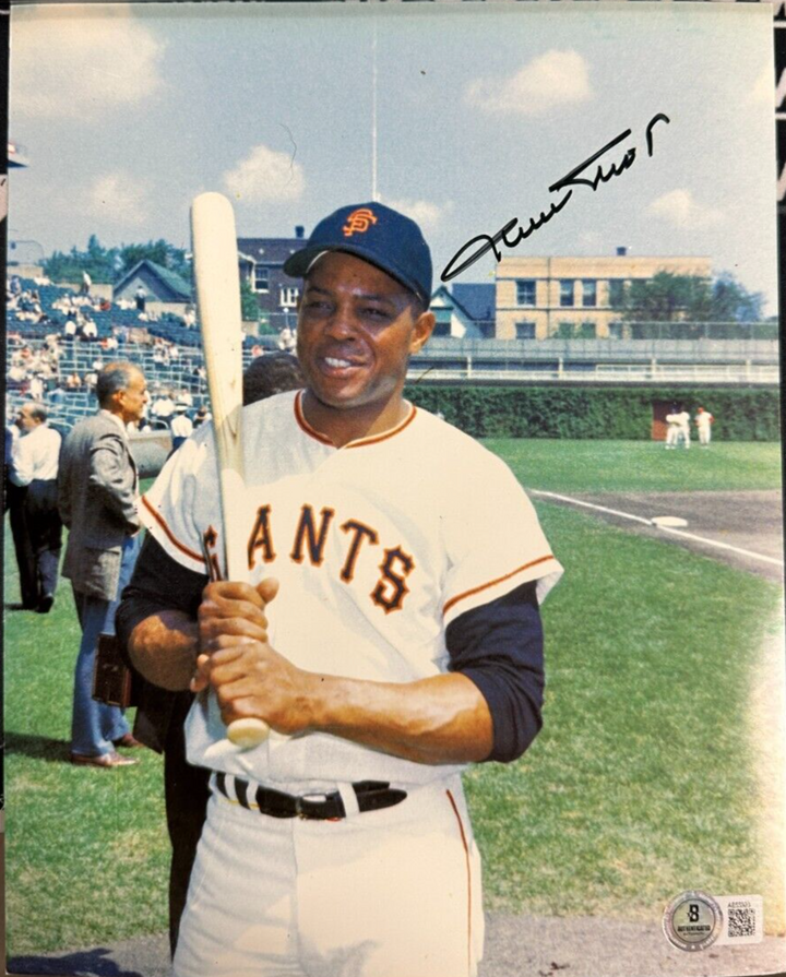 Willie Mays Autographed 8x10 Photo San Francisco Giants BAS HOF